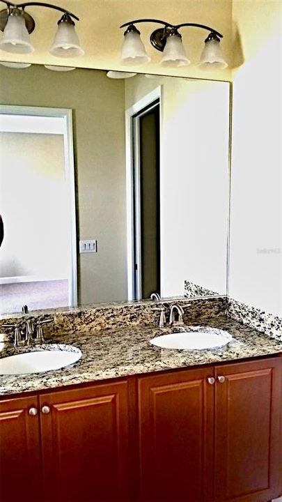 Active With Contract: $2,600 (3 beds, 2 baths, 1776 Square Feet)