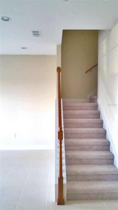 Active With Contract: $2,600 (3 beds, 2 baths, 1776 Square Feet)