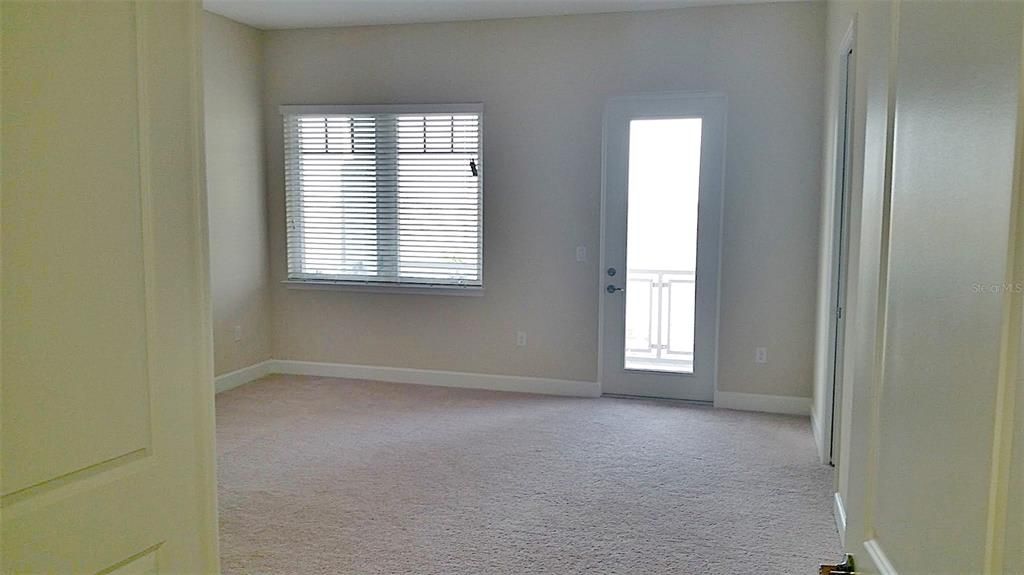 Active With Contract: $2,600 (3 beds, 2 baths, 1776 Square Feet)