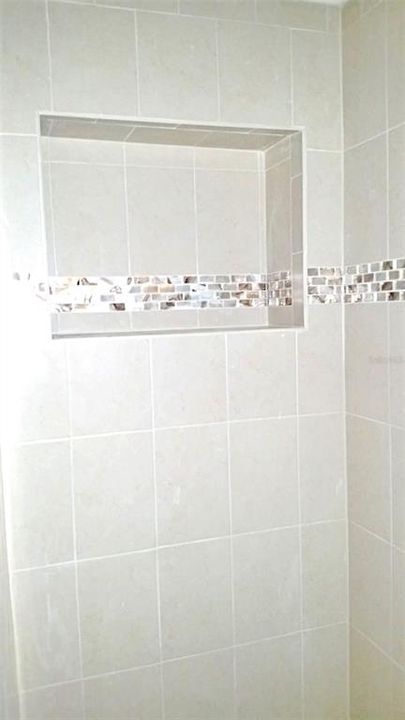 Active With Contract: $2,600 (3 beds, 2 baths, 1776 Square Feet)