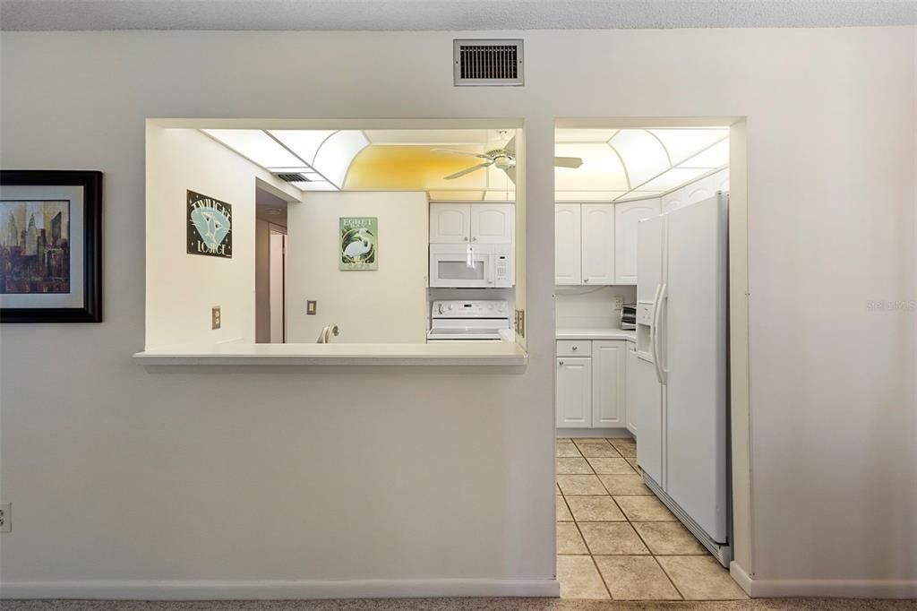 Activo con contrato: $153,500 (2 camas, 2 baños, 897 Pies cuadrados)