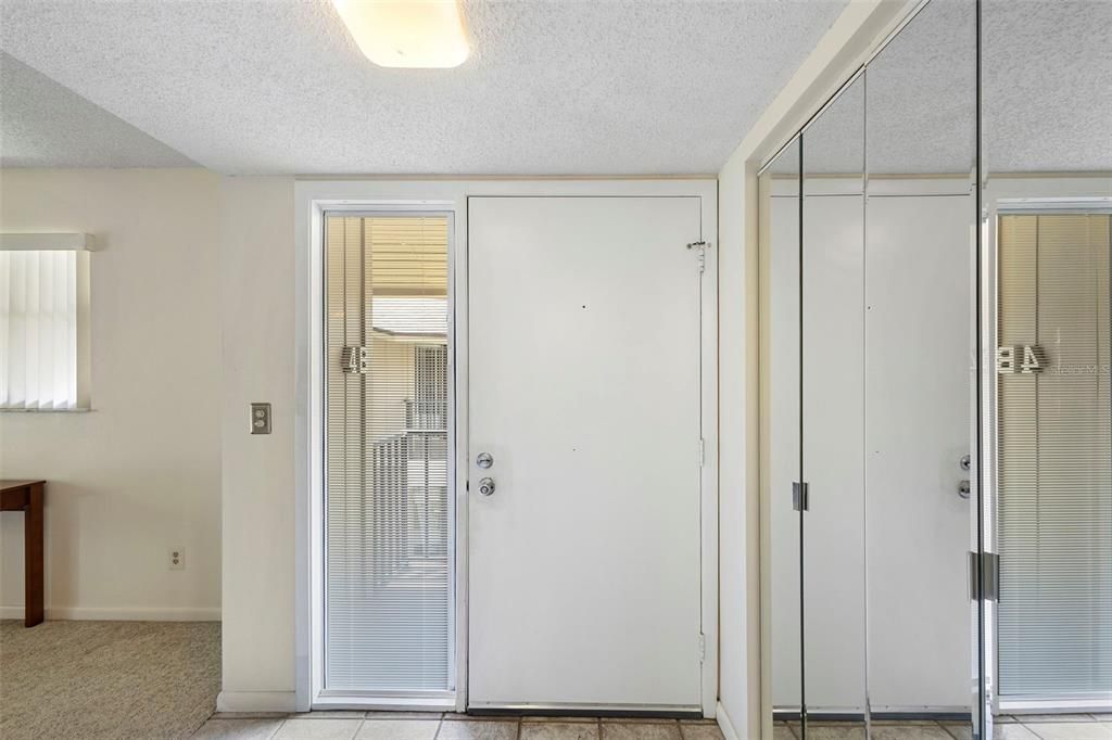 Activo con contrato: $153,500 (2 camas, 2 baños, 897 Pies cuadrados)