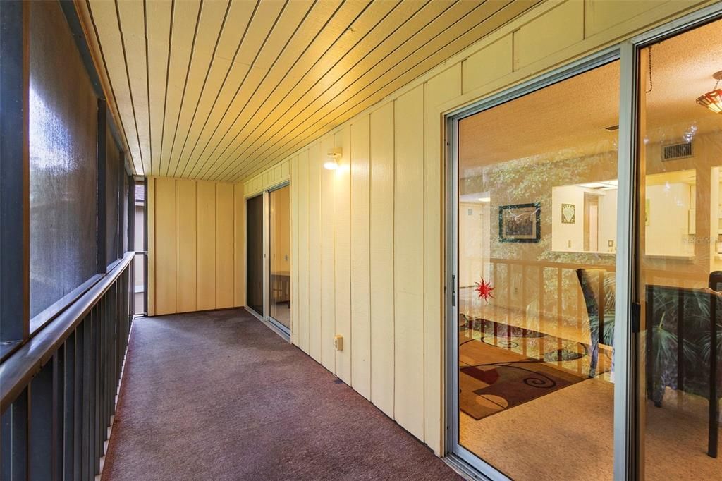 Activo con contrato: $153,500 (2 camas, 2 baños, 897 Pies cuadrados)