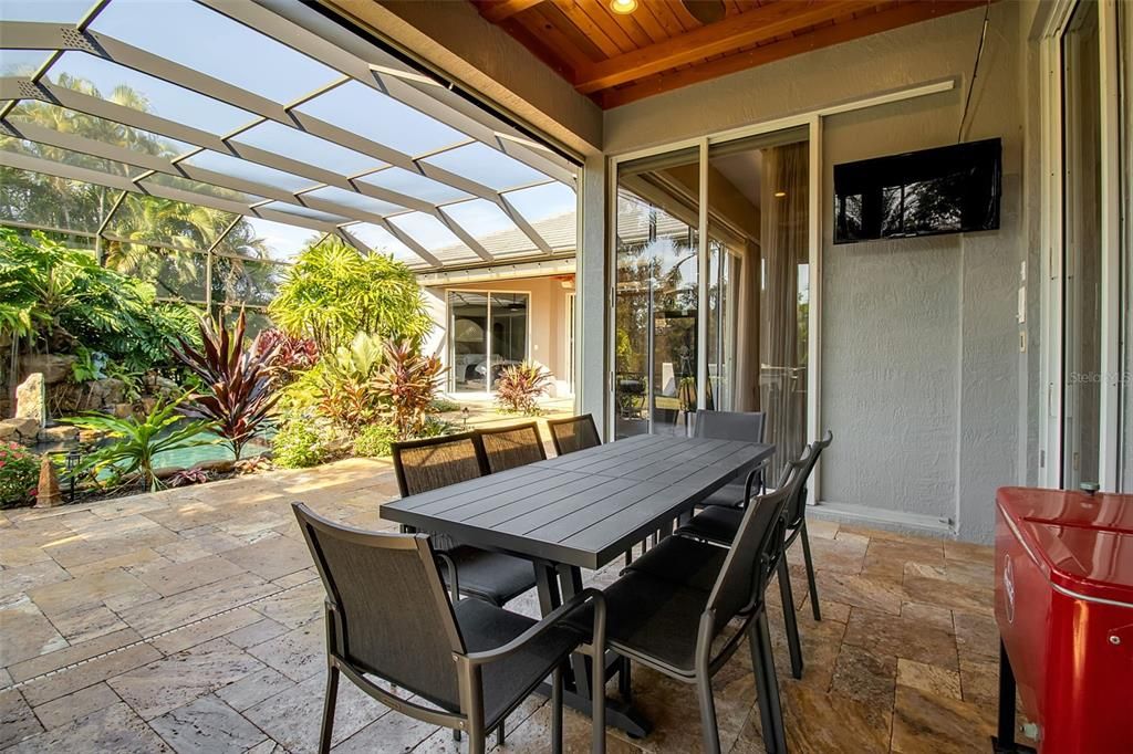 На продажу: $1,995,000 (4 спален, 4 ванн, 3848 Квадратных фут)