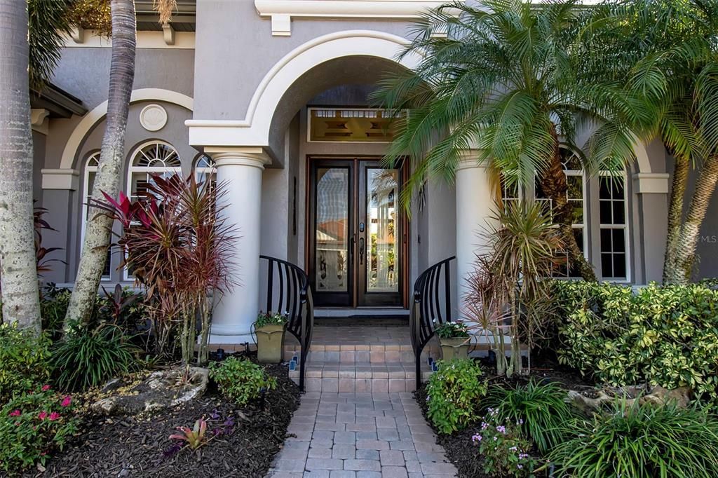 На продажу: $1,995,000 (4 спален, 4 ванн, 3848 Квадратных фут)