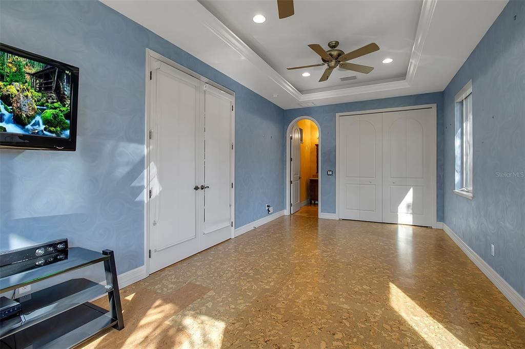 На продажу: $1,995,000 (4 спален, 4 ванн, 3848 Квадратных фут)