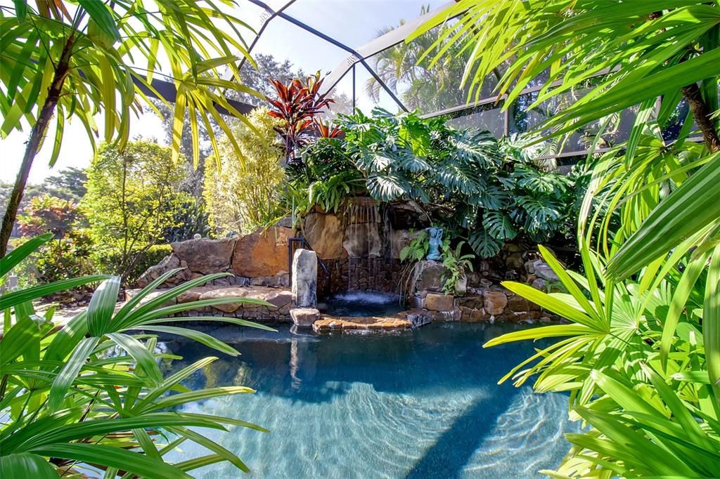 На продажу: $1,995,000 (4 спален, 4 ванн, 3848 Квадратных фут)