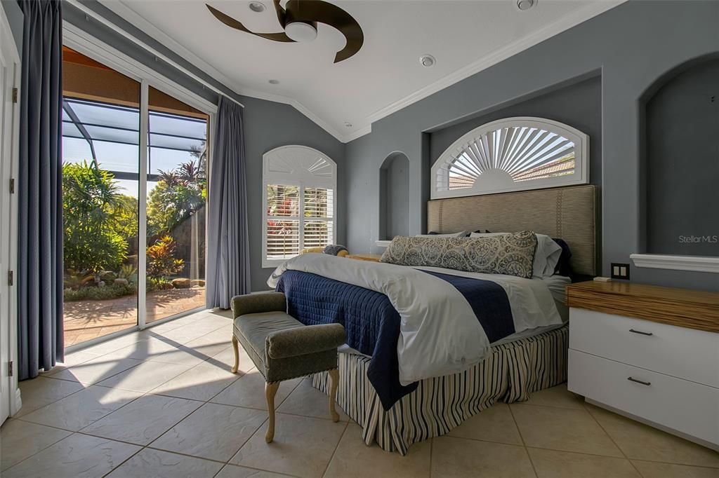 На продажу: $1,995,000 (4 спален, 4 ванн, 3848 Квадратных фут)