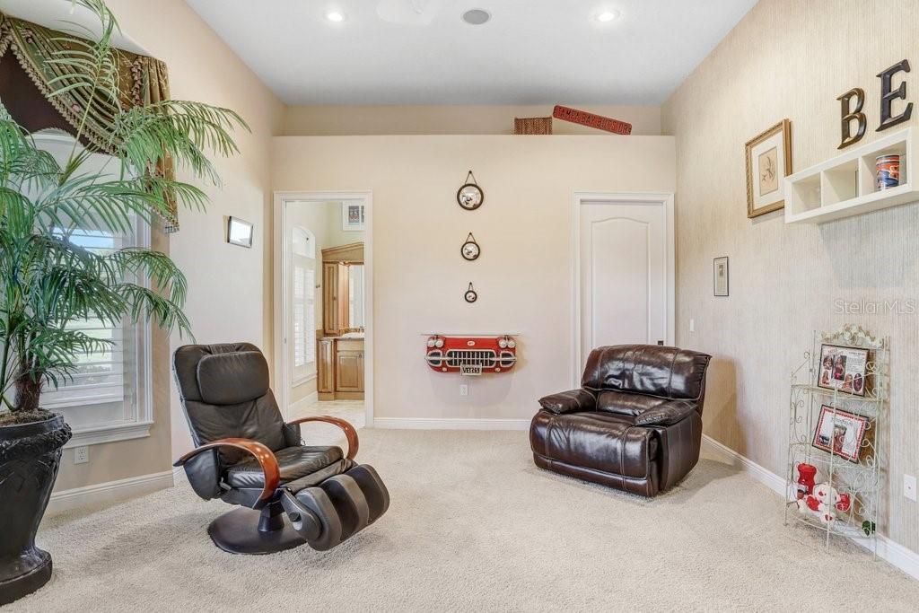 For Sale: $4,900,000 (5 beds, 6 baths, 7060 Square Feet)