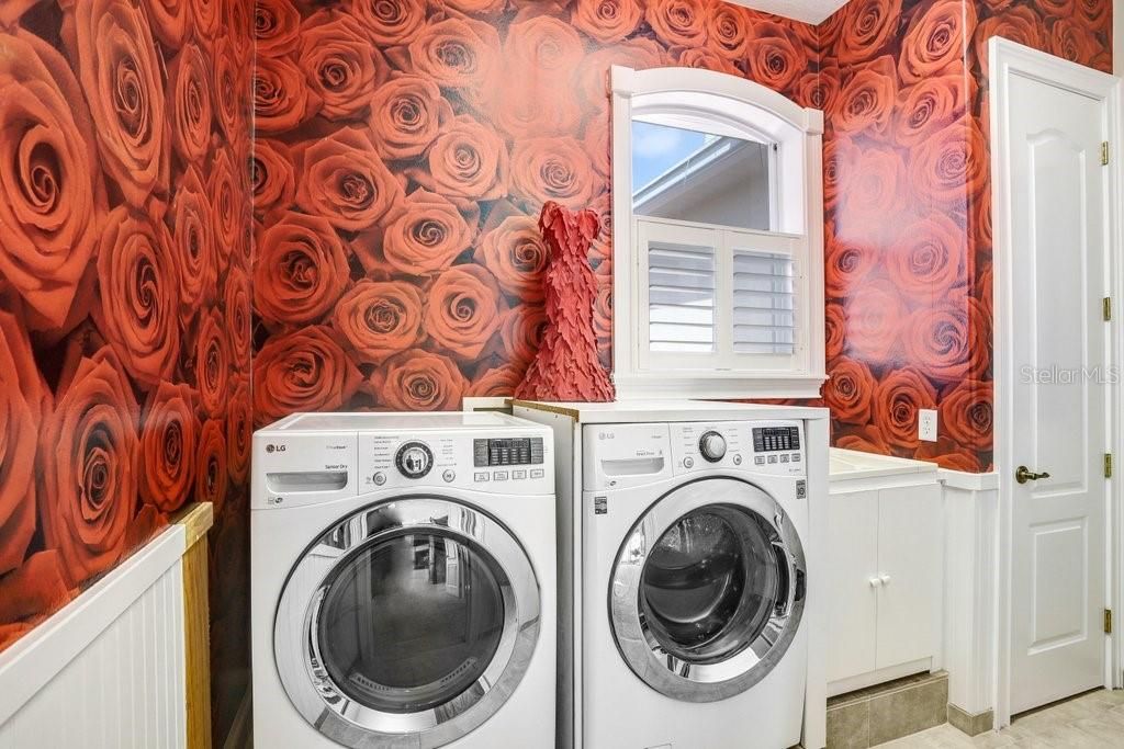 For Sale: $4,900,000 (5 beds, 6 baths, 7060 Square Feet)