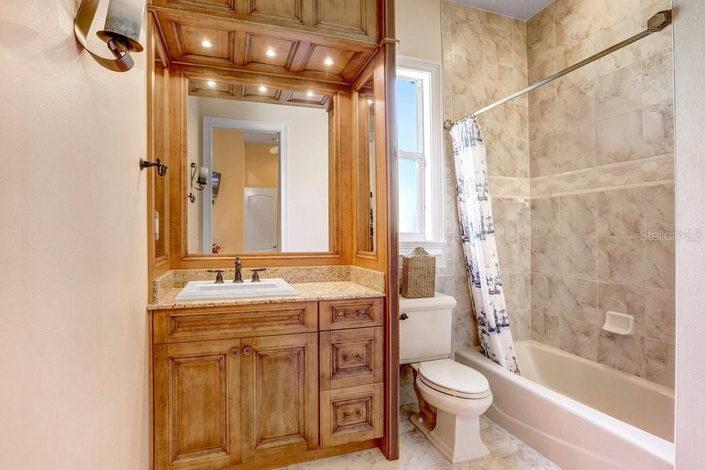 For Sale: $4,900,000 (5 beds, 6 baths, 7060 Square Feet)