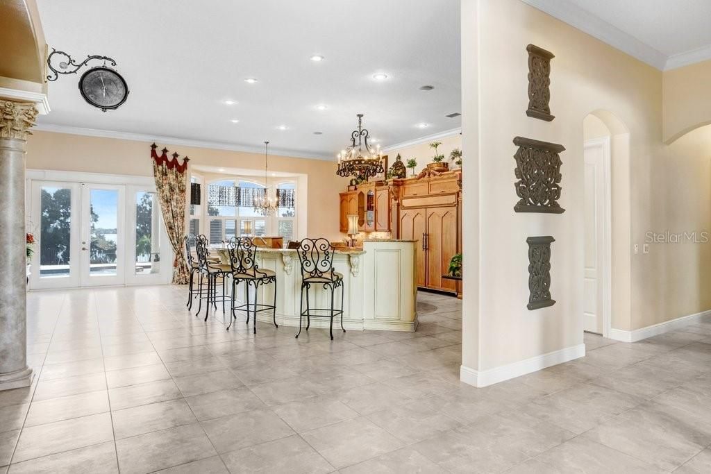 For Sale: $4,900,000 (5 beds, 6 baths, 7060 Square Feet)