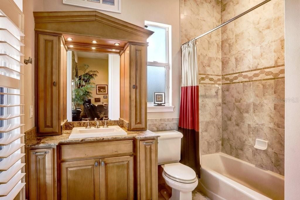 For Sale: $4,900,000 (5 beds, 6 baths, 7060 Square Feet)