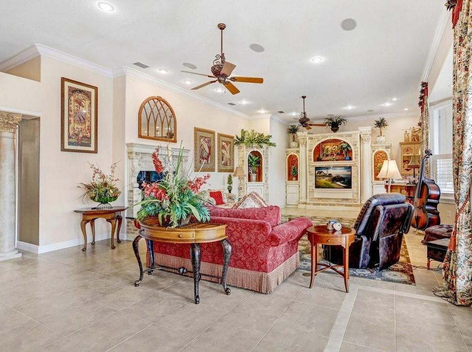 For Sale: $4,900,000 (5 beds, 6 baths, 7060 Square Feet)