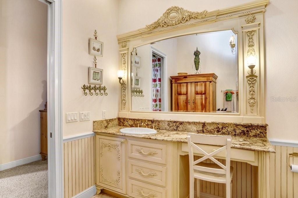 For Sale: $4,900,000 (5 beds, 6 baths, 7060 Square Feet)