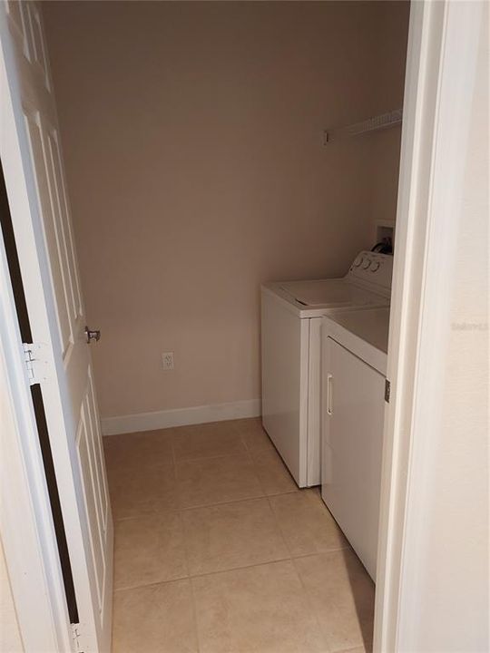 В аренду: $1,450 (2 спален, 2 ванн, 1500 Квадратных фут)