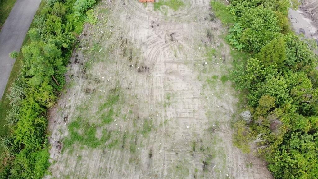 合同活跃: $129,000 (1.60 acres)