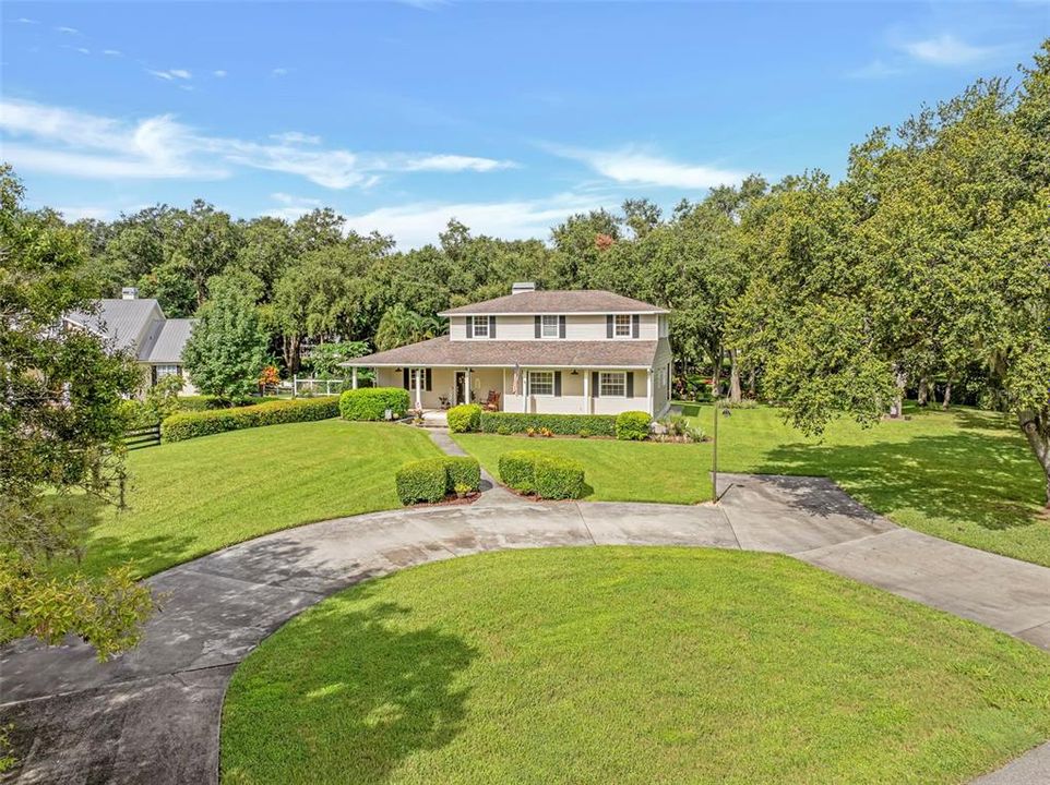 For Sale: $699,000 (4 beds, 2 baths, 2523 Square Feet)