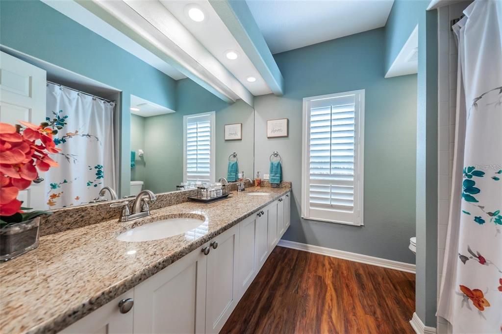 For Rent: $4,390 (4 beds, 3 baths, 2775 Square Feet)