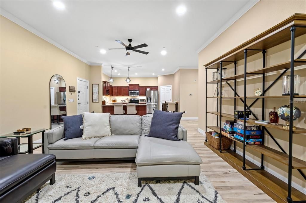 Activo con contrato: $219,000 (2 camas, 2 baños, 1674 Pies cuadrados)