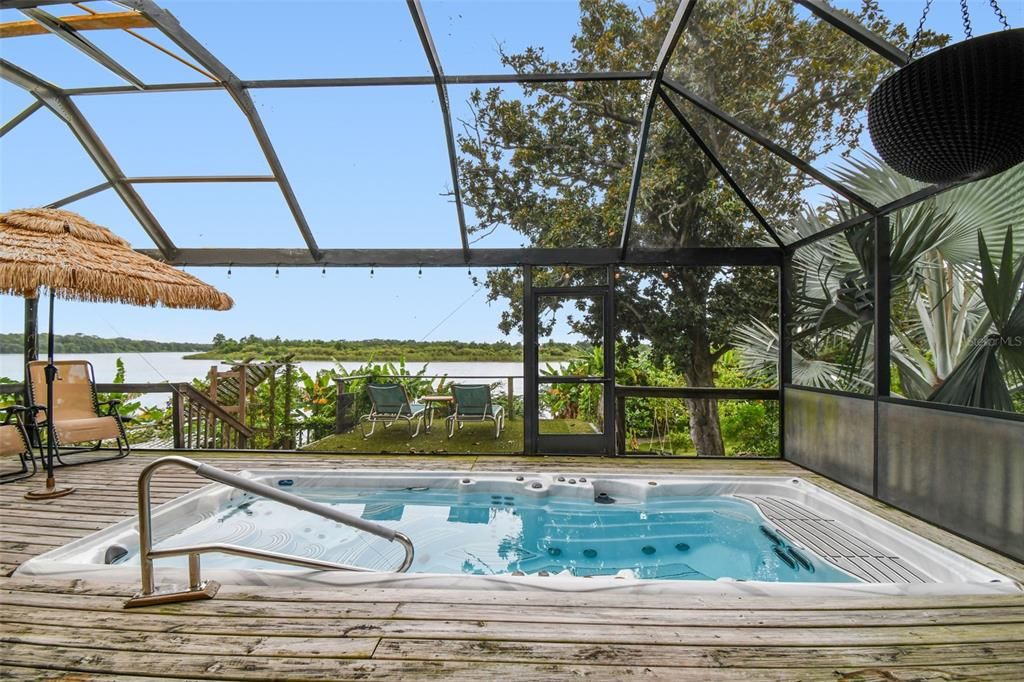 For Sale: $1,699,000 (8 beds, 7 baths, 1505 Square Feet)