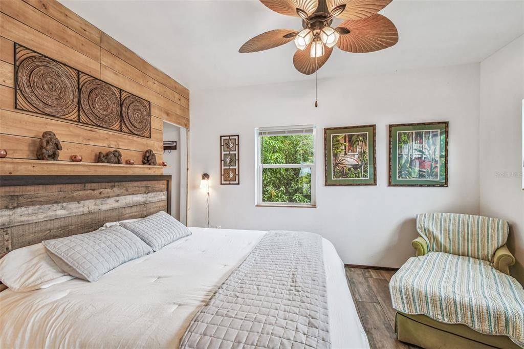 For Sale: $1,699,000 (8 beds, 7 baths, 1505 Square Feet)