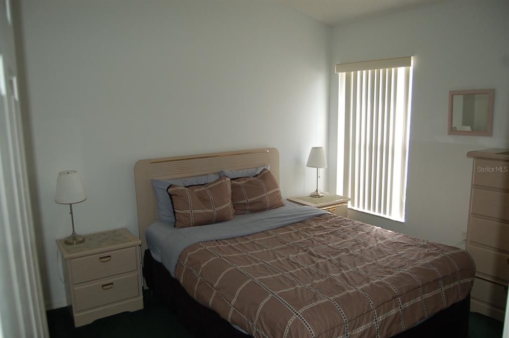 待售: $435,000 (4 贝兹, 2 浴室, 1822 平方英尺)