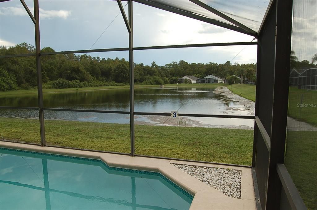 待售: $435,000 (4 贝兹, 2 浴室, 1822 平方英尺)