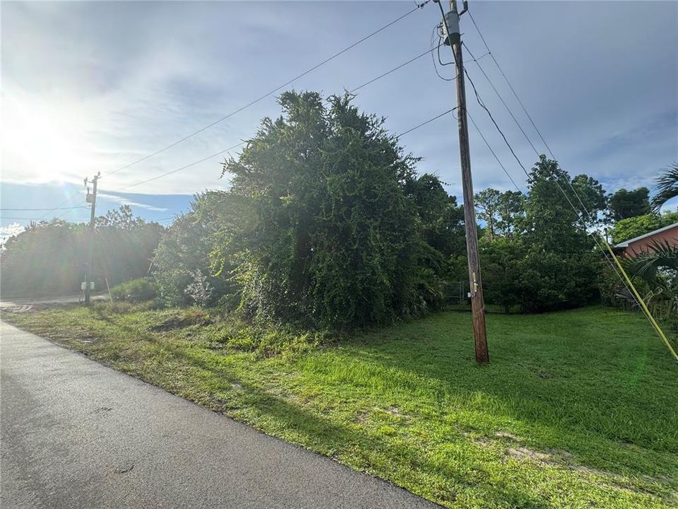 For Sale: $48,900 (0.25 acres)