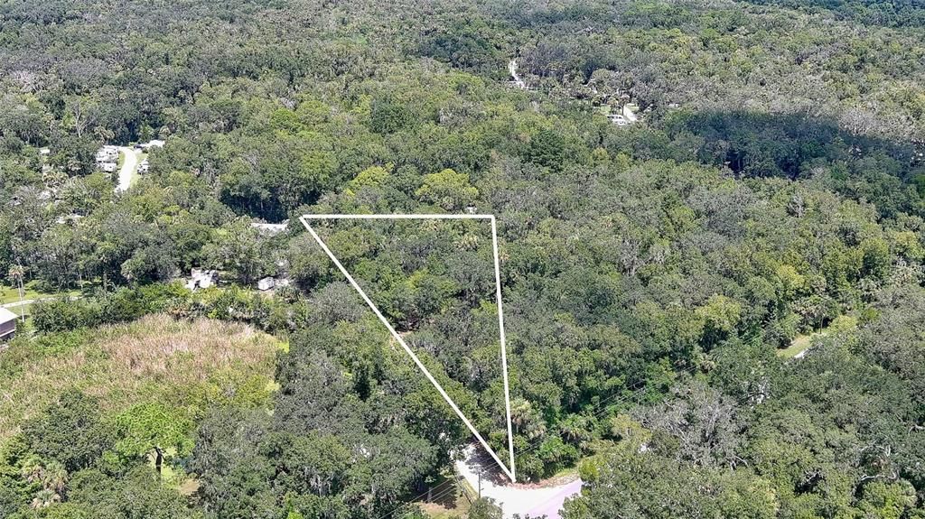 На продажу: $99,900 (0.84 acres)