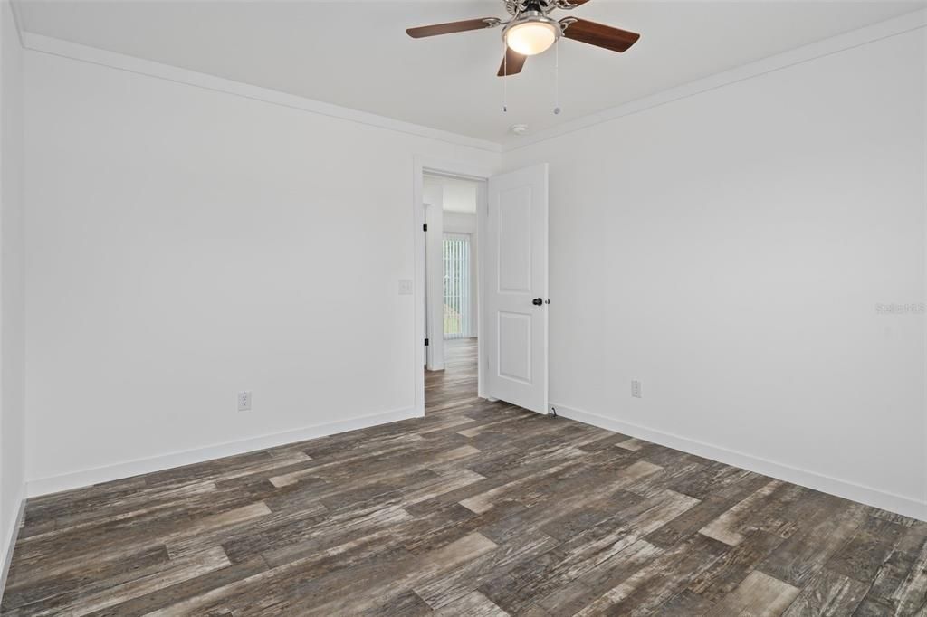 На продажу: $229,000 (3 спален, 2 ванн, 1493 Квадратных фут)