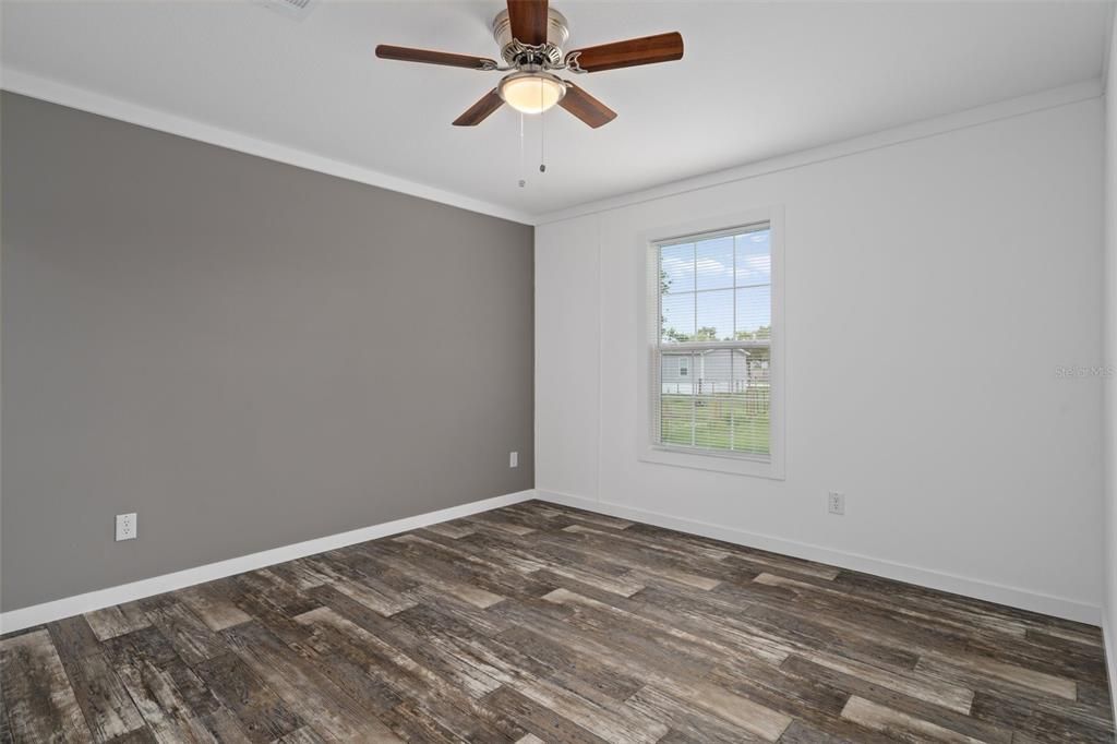 На продажу: $229,000 (3 спален, 2 ванн, 1493 Квадратных фут)