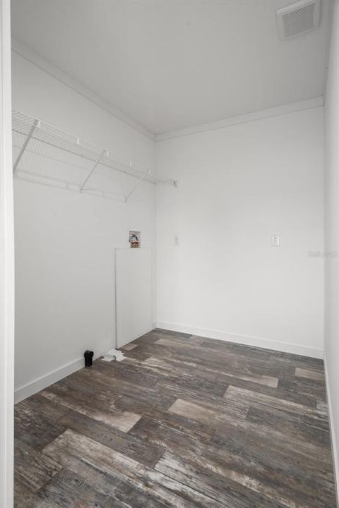 На продажу: $229,000 (3 спален, 2 ванн, 1493 Квадратных фут)