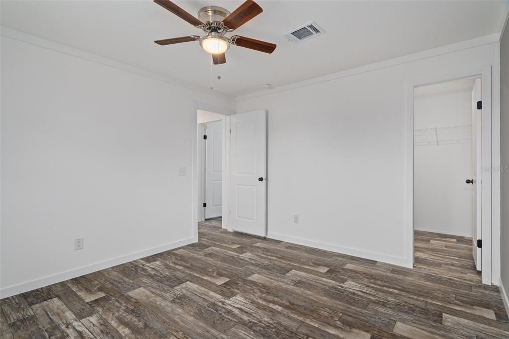 На продажу: $229,000 (3 спален, 2 ванн, 1493 Квадратных фут)