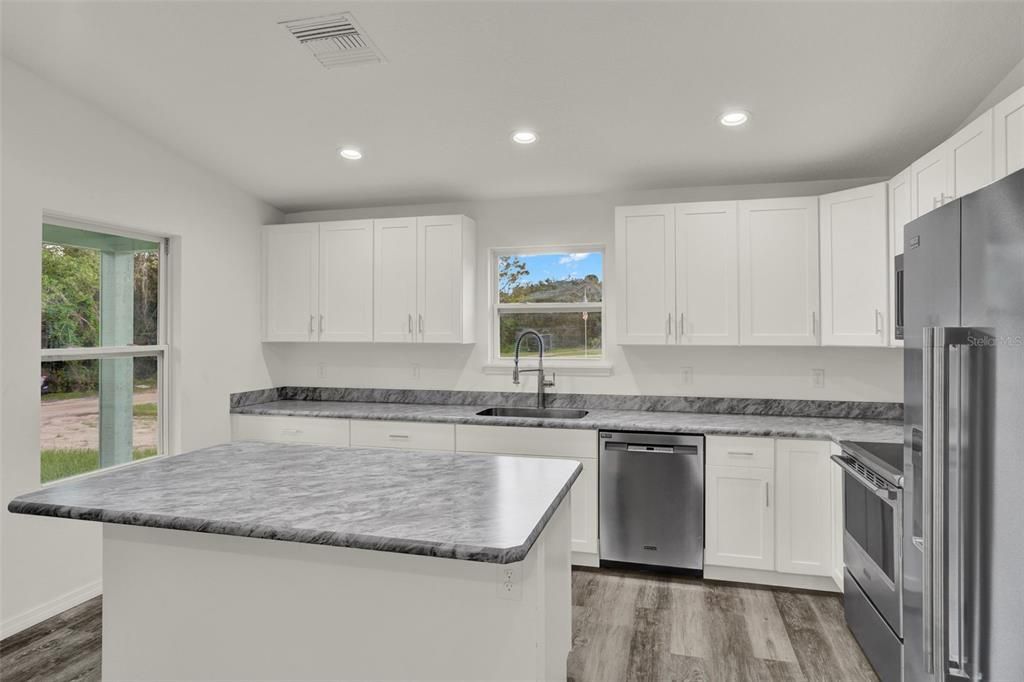 En Venta: $239,999 (3 camas, 2 baños, 1200 Pies cuadrados)