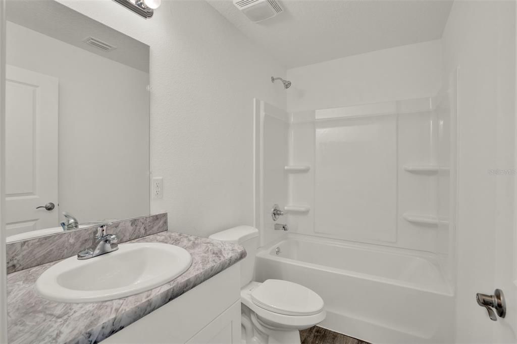 En Venta: $239,999 (3 camas, 2 baños, 1200 Pies cuadrados)