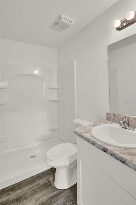 En Venta: $239,999 (3 camas, 2 baños, 1200 Pies cuadrados)