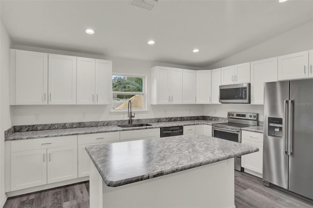 En Venta: $239,999 (3 camas, 2 baños, 1200 Pies cuadrados)