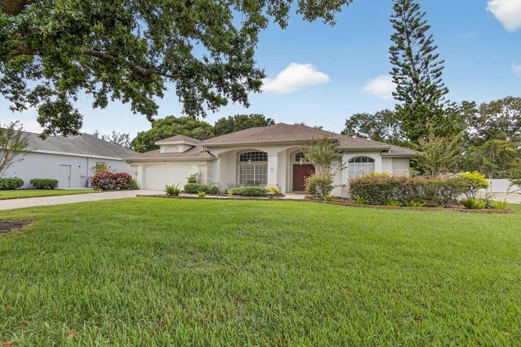 En Venta: $445,000 (4 camas, 3 baños, 2508 Pies cuadrados)