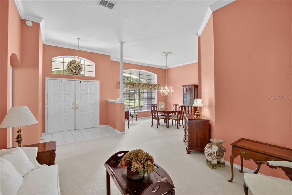 En Venta: $445,000 (4 camas, 3 baños, 2508 Pies cuadrados)