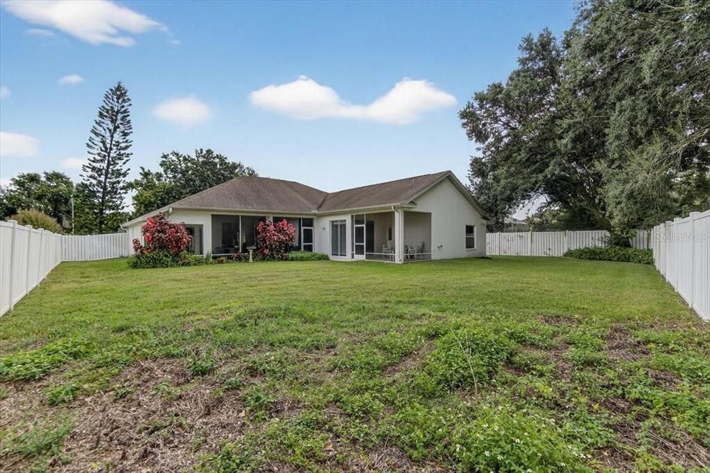 En Venta: $445,000 (4 camas, 3 baños, 2508 Pies cuadrados)