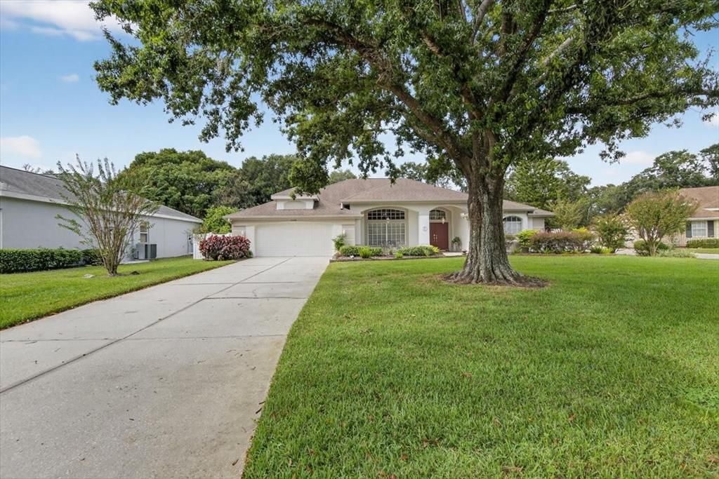 En Venta: $445,000 (4 camas, 3 baños, 2508 Pies cuadrados)