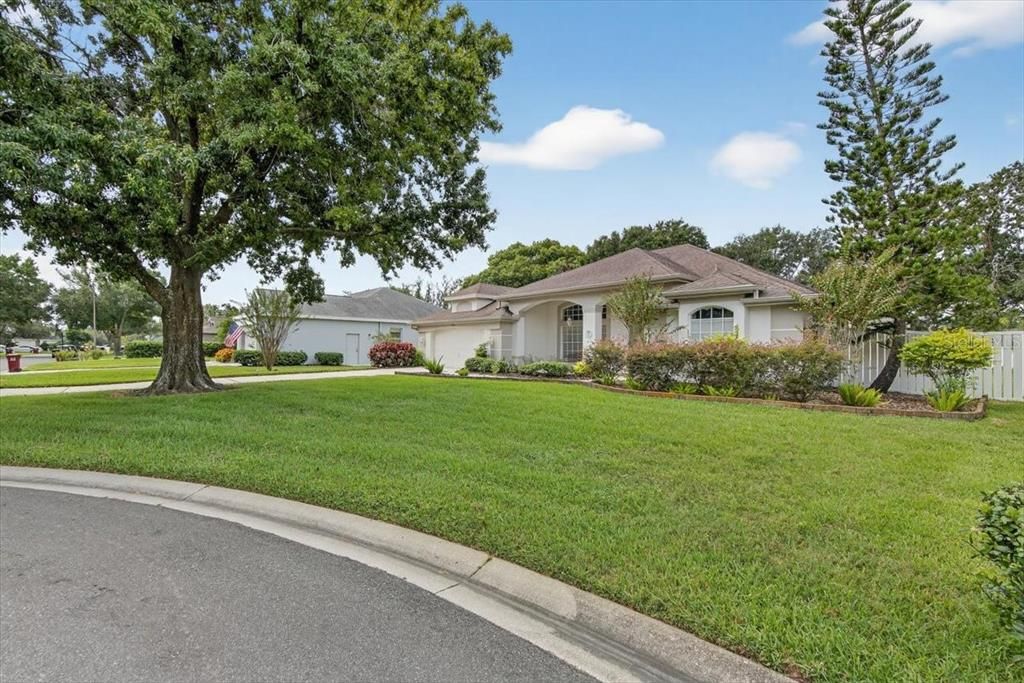 En Venta: $445,000 (4 camas, 3 baños, 2508 Pies cuadrados)