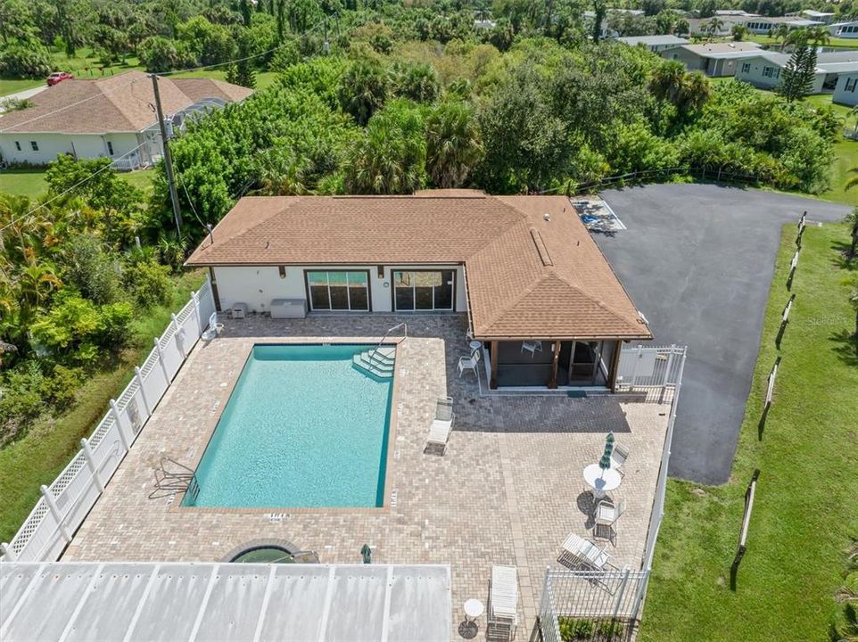 Active With Contract: $275,000 (2 beds, 2 baths, 1922 Square Feet)