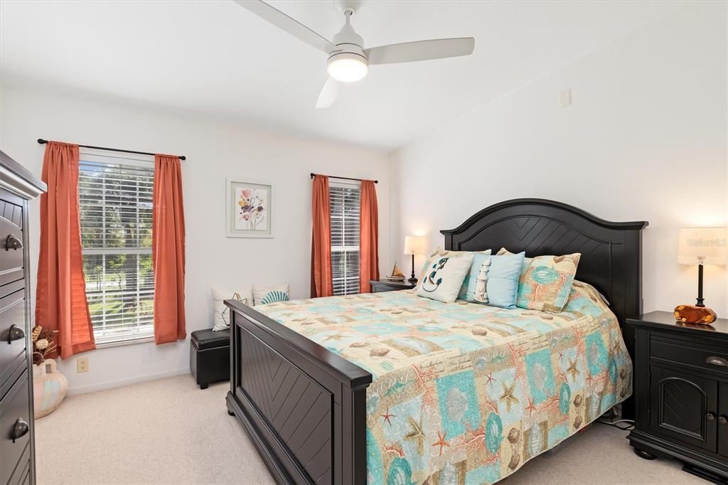 Active With Contract: $275,000 (2 beds, 2 baths, 1922 Square Feet)