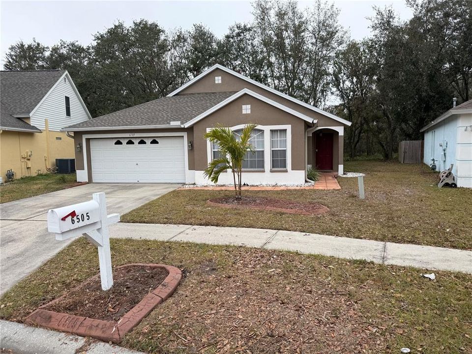 Recently Sold: $316,300 (3 beds, 2 baths, 1696 Square Feet)