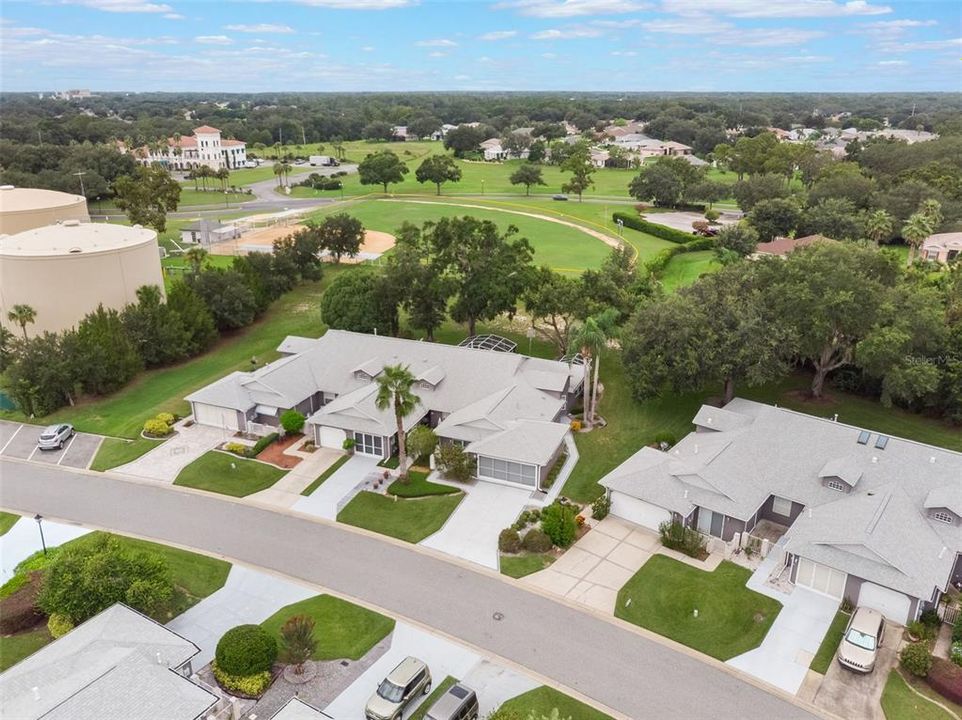 Active With Contract: $225,000 (2 beds, 2 baths, 1293 Square Feet)