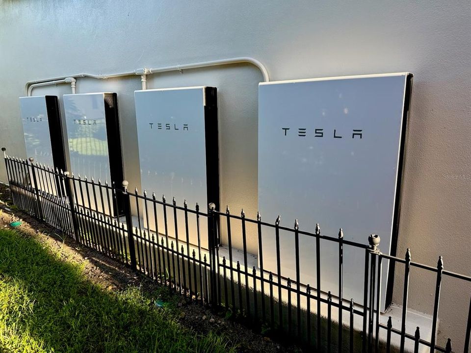 En Venta: $1,199,999 (6 camas, 5 baños, 4389 Pies cuadrados)