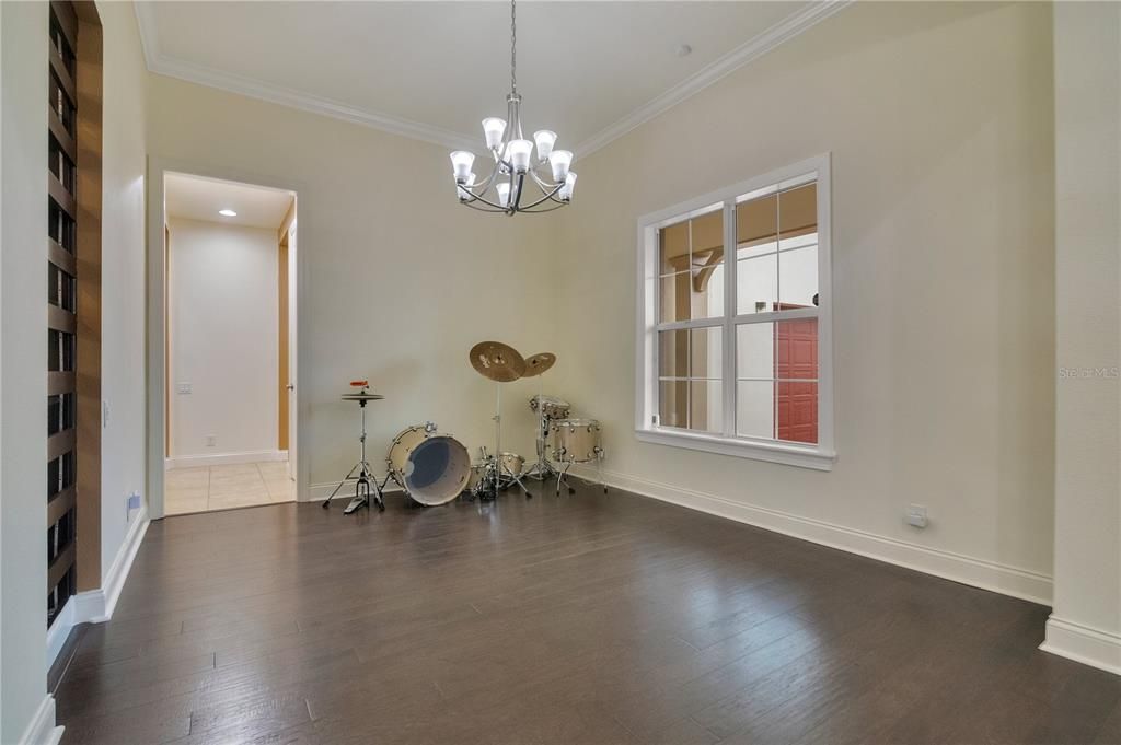 En Venta: $1,199,999 (6 camas, 5 baños, 4389 Pies cuadrados)