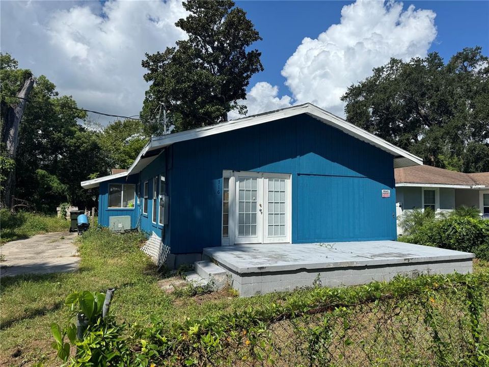 Vendido Recientemente: $65,000 (2 camas, 1 baños, 960 Pies cuadrados)